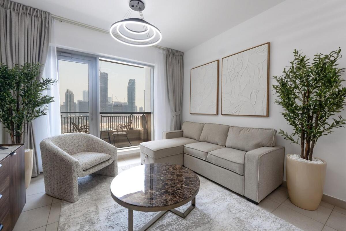 2 Bedroom Blvd 1 With Boulevard Views Apartment Dubai